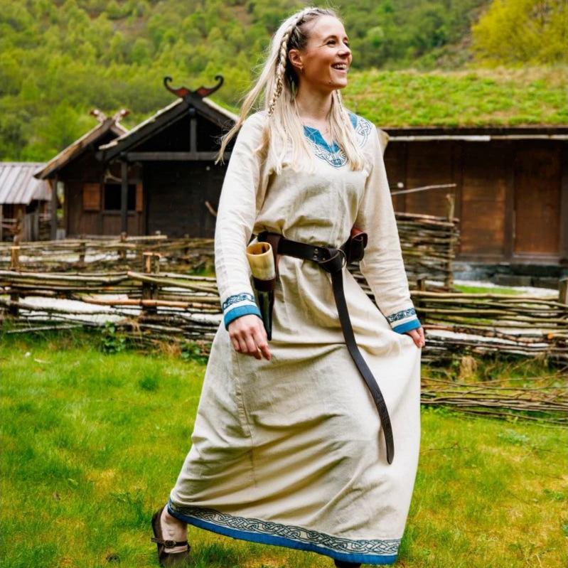 Natural Cotton Pirate Gown | Blue-Trimmed Buccaneer Dress - Image 3